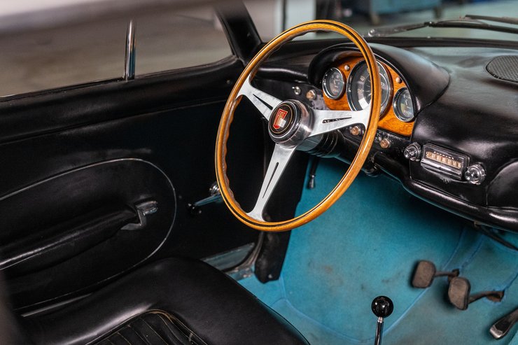 Салон FIAT 600