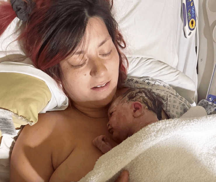 женщина ребенок