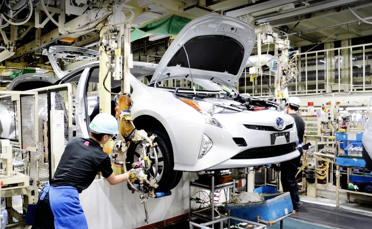 Виробництво Toyota, деталі Toyota, завод Toyota, автомобілі Toyota
