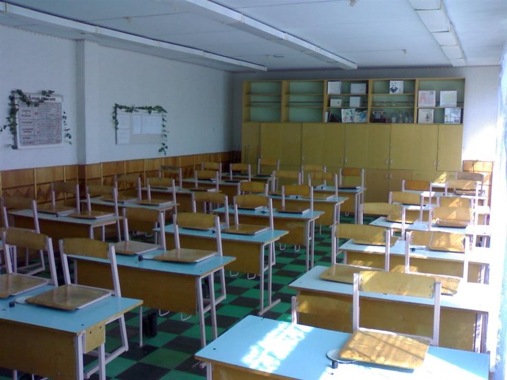 Працівники державних навчальних закладів не мали права на допомогу і в разі отримання тепер будуть вимушені повертати кошти