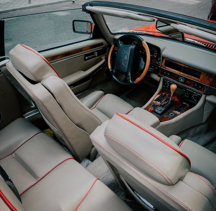 Салон Jaguar XJS