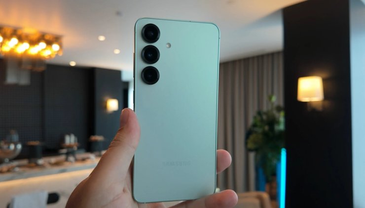 смартфон Samsung лучший смартфон Samsung 2025