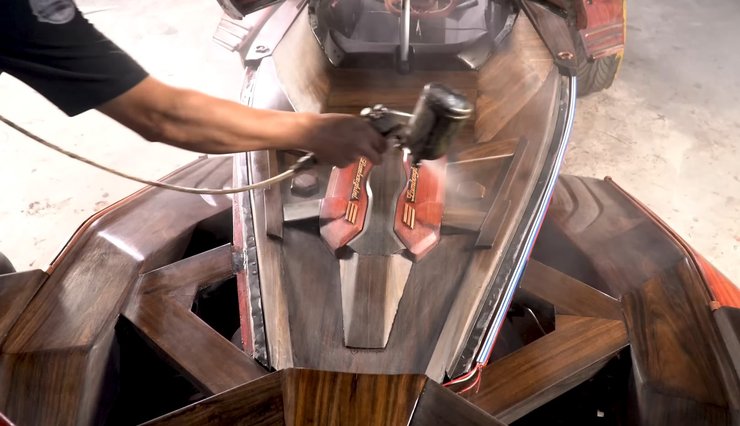 Lamborghini V12 Vision Gran Turismo из дерева