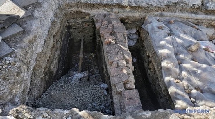 Залишки факторії та фортеці, виявлені під час розкопок в Одесі