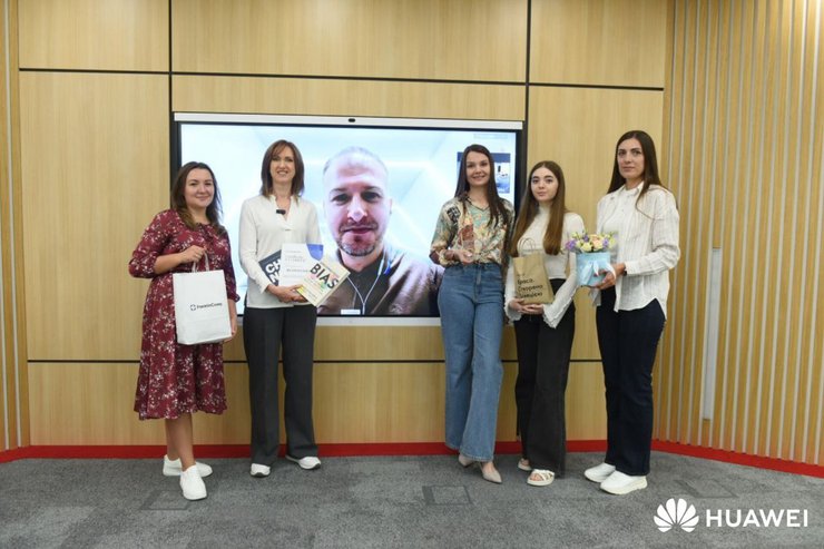 Представники FranklinCovey та HR-команда "Хуавей Україна"