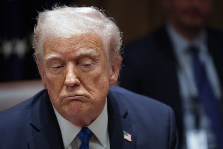 дональд трамп, владимир путин, трамп угрожает путину, трамп давит на путина, чего трамп хочет от путина,