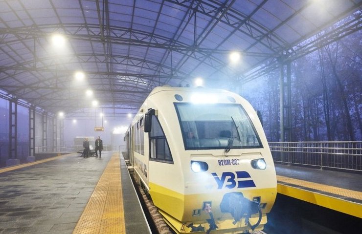 потяг, станція, залізниця, міжнародні перевезення