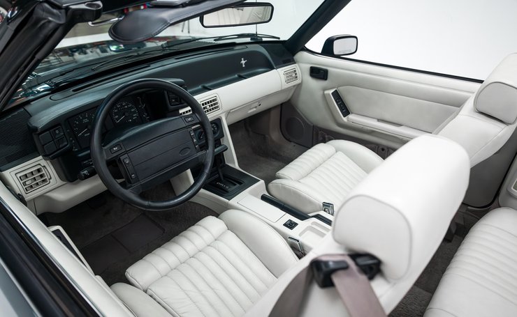 Ford Mustang Limited Edition 7-UP Convertible