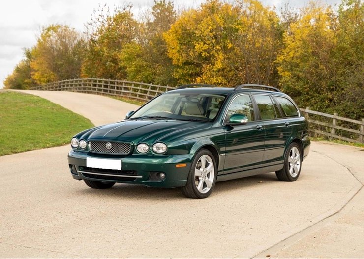 Jaguar X-Type, універсал Jaguar, авто королеви Єлизавети, авто Єлизавети ІІ, авто королеви Великобританії