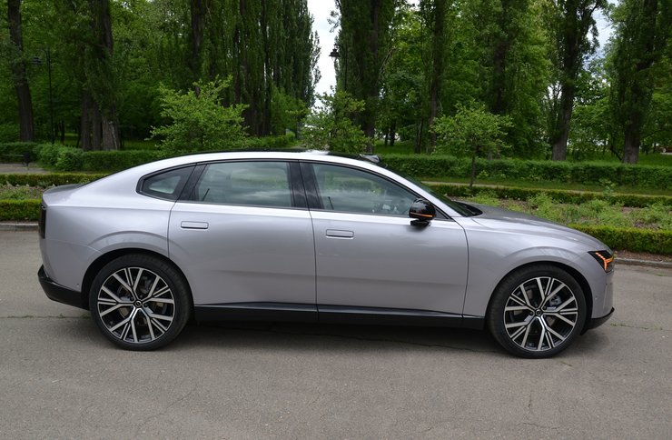 Volvo ES90 2026