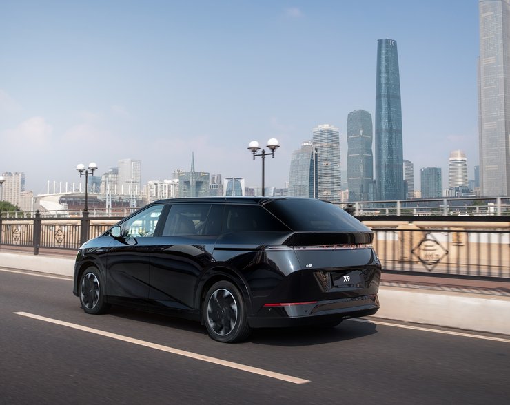 Xpeng X9 2024, новий Xpeng X9, мінівен Xpeng, електромобіль Xpeng X9, китайський електромобіль