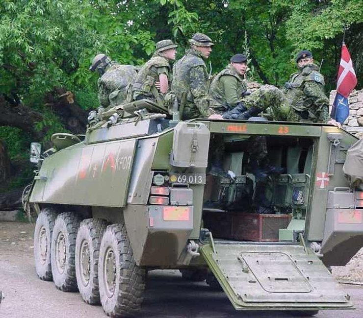 PIRANHA-3H, бтр, молдова, германия, военная помощь, Кристина Ламбхерт, фрг, министерство обороны