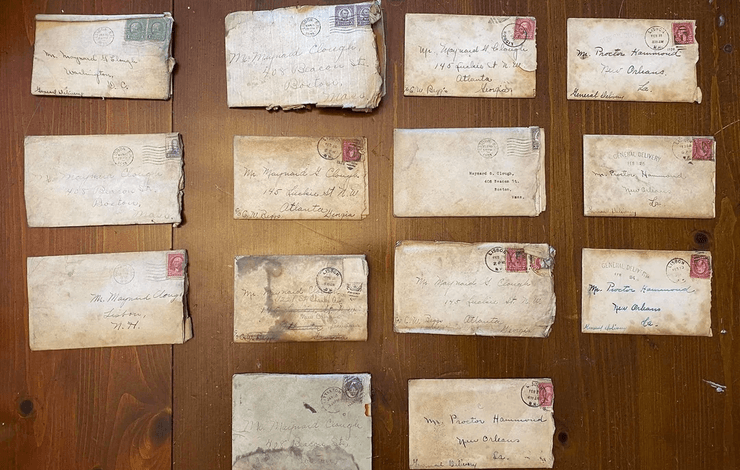 Находка под полом, пол в старом доме, ремонт в доме, необычная находка, под полом, послание их прошлого, любовные письма,