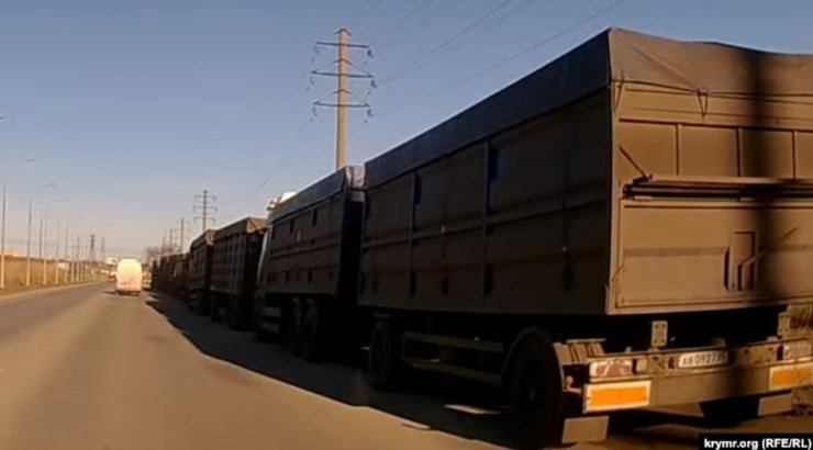 Зерновози РФ, Крим, Феодосія, порт