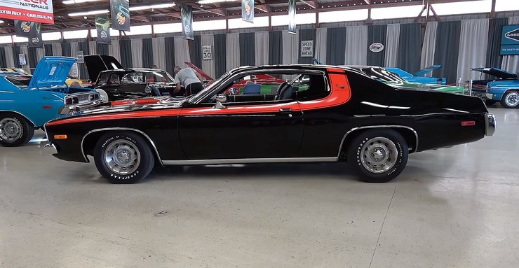 Plymouth Road Runner GTX