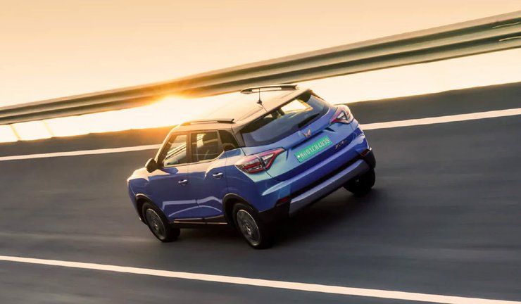 Mahindra XUV400, новая Mahindra XUV400, электромобиль Mahindra, SsangYong Tivoli, индийский электромобиль