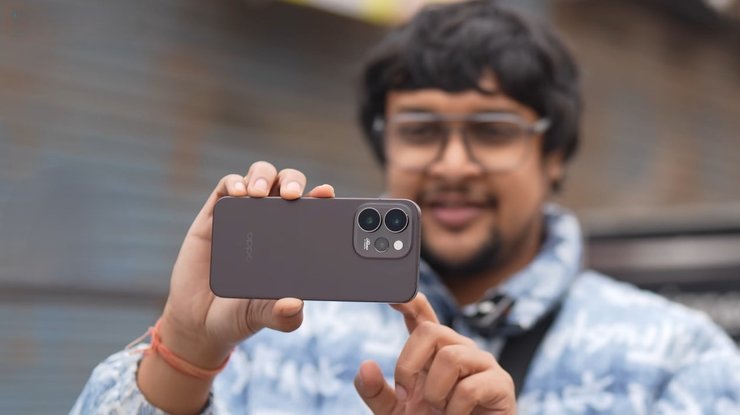 Смартфон Oppo Reno 15 Pro Mini