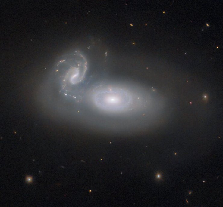 галактики MCG+05-31-045