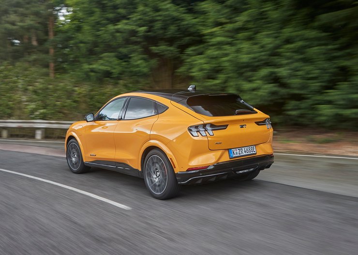 Ford Mustang Mach-E GT, электромобиль Ford Mustang, новый Ford Mustang Mach-E, кроссовер Ford