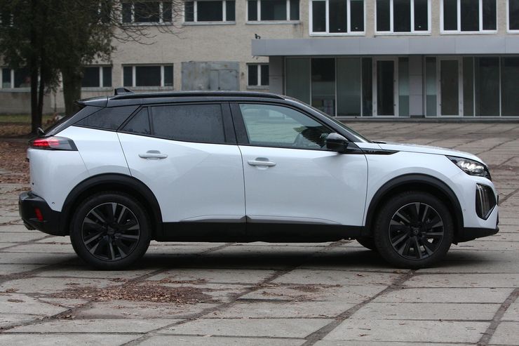 Peugeot 2008 2024, новый Peugeot 2008, кроссовер Peugeot, Peugeot 2008, Peugeot 2008 в Украине