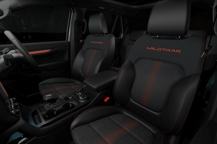 салон Форд Эверест