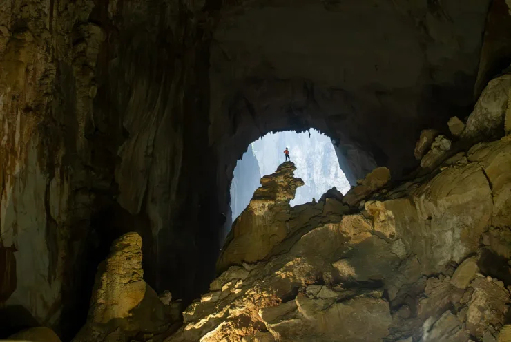 В пещере есть самый большой в мире сталагмит