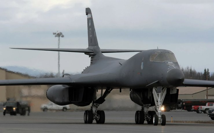 бомбардировщик B-1, В-1В Lancer