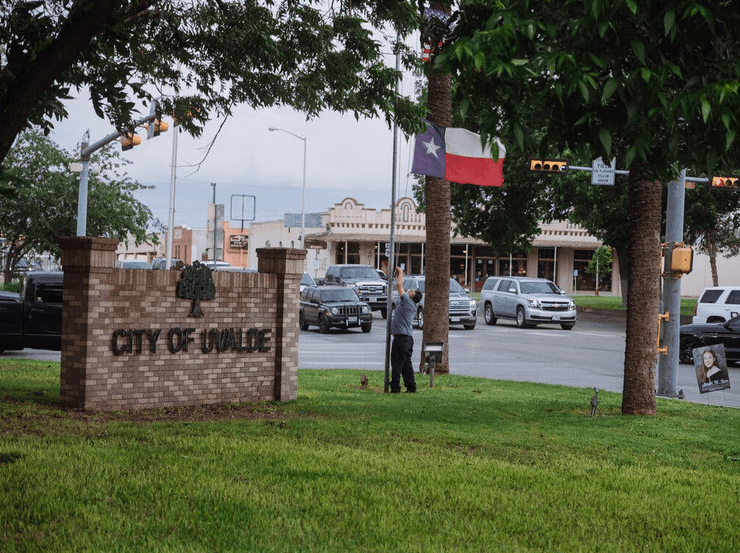 Масове вбивство у техаській школі: що відомо.