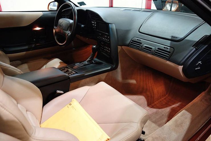 Chevrolet Corvette 1994, Chevrolet Corvette, Chevrolet Corvette C3, капсула времени, Corvette C3