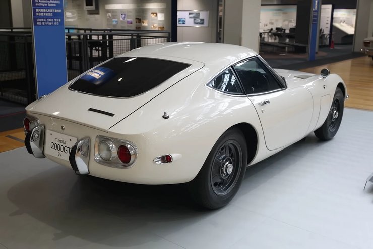 Toyota 2000 GT, электромобиль Toyota, спорткар Toyota