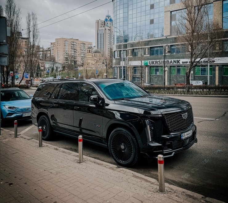 Cadillac Escalade-V
