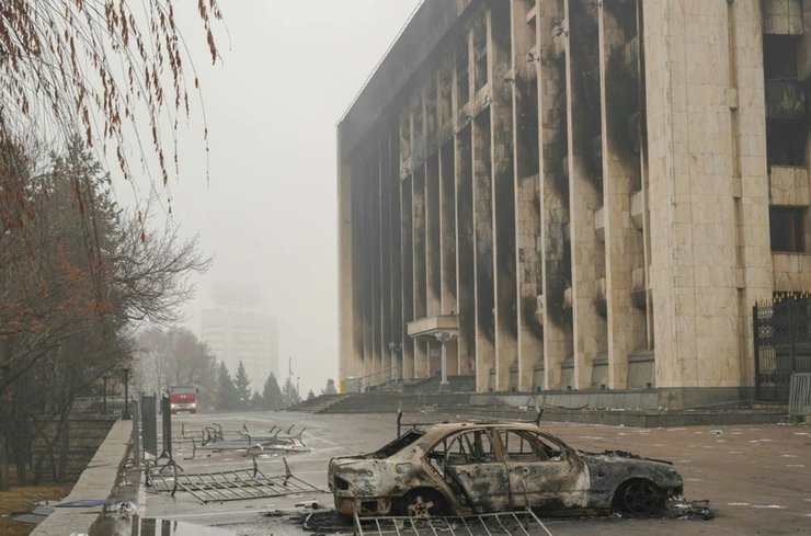 Казахстан. Сожженная машина