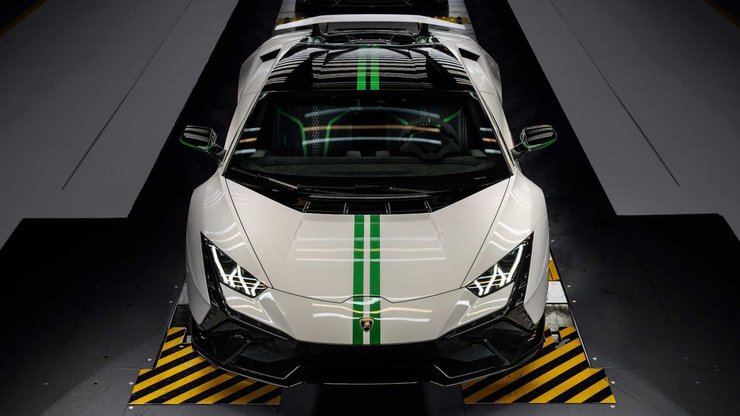 Lamborghini Huracan 60th anniversary