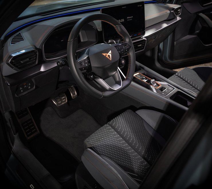 Салон CUPRA Formentor VZ5