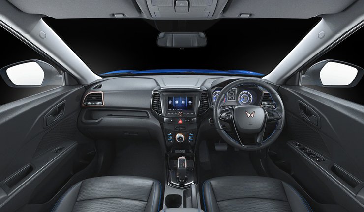 Mahindra XUV400, новая Mahindra XUV400, электромобиль Mahindra, SsangYong Tivoli, индийский электромобиль