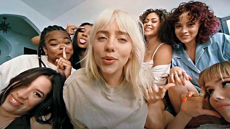 Billie Eilish Lost Cause, піжамна вечірка