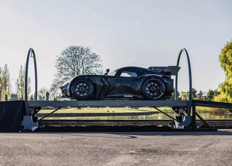 McMurtry Speirling, вверх ногами, электромобиль McMurtry