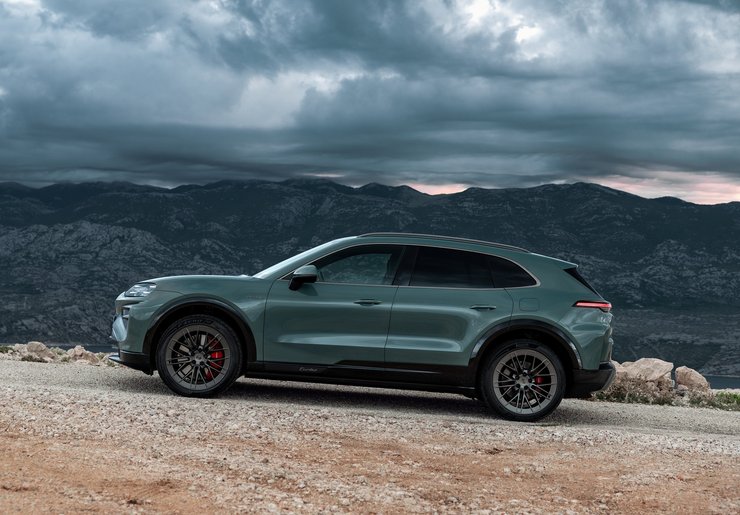 электромобиль Porsche Cayenne