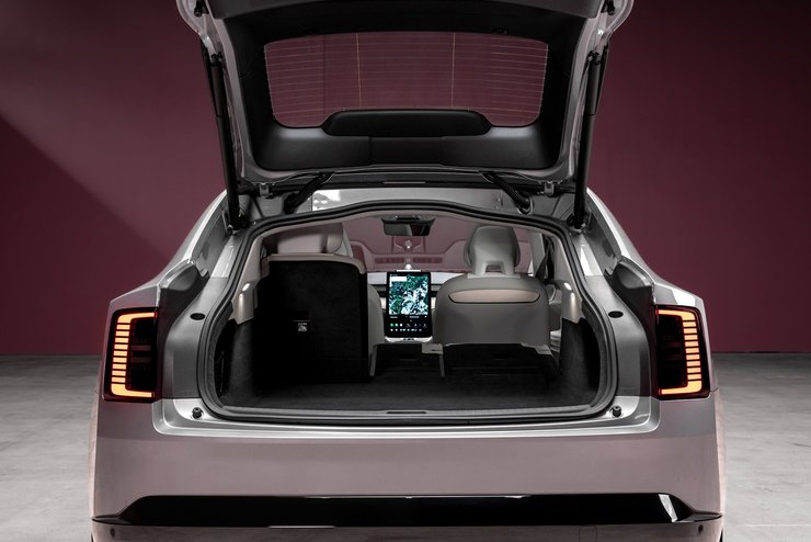 багажник Volvo ES90, новый Volvo ES90, Volvo ES90 2025, электромобиль Volvo