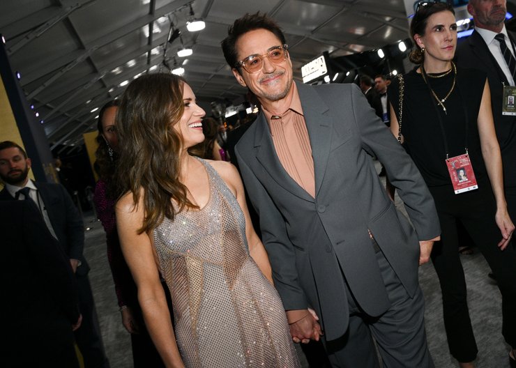 Роберт Дауні-молодший з дружиною