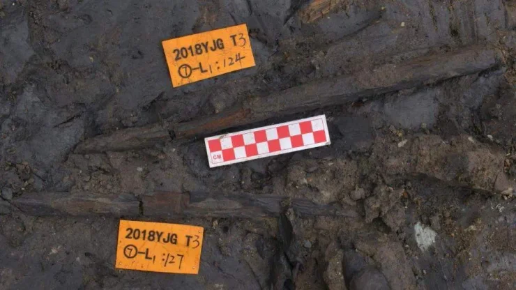 Найденные археологами деревянные артефакты