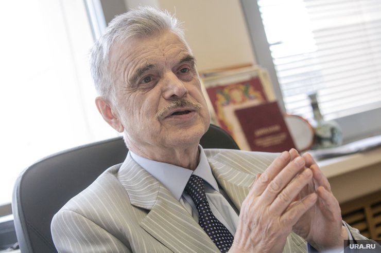 Руслан Хасбулатов, останній глава Верховної ради, Рада, Радянський політик, Борис Єльцин