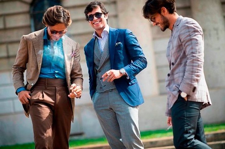 Якщо немає чітко прописаного дрес-коду, зверніть увагу на місце проведення заходу.