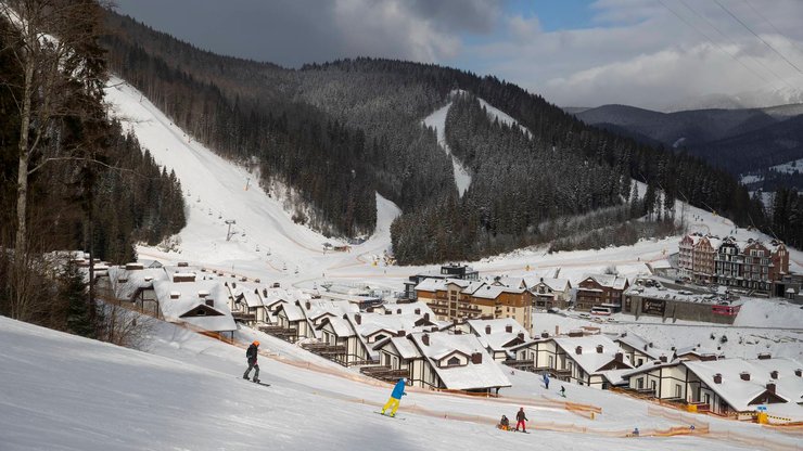Буковель, буковель взимку, відпочинок у буковелі, новий рік у буковелі