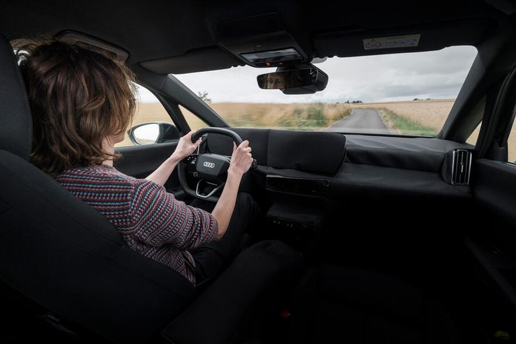 салон Audi A2