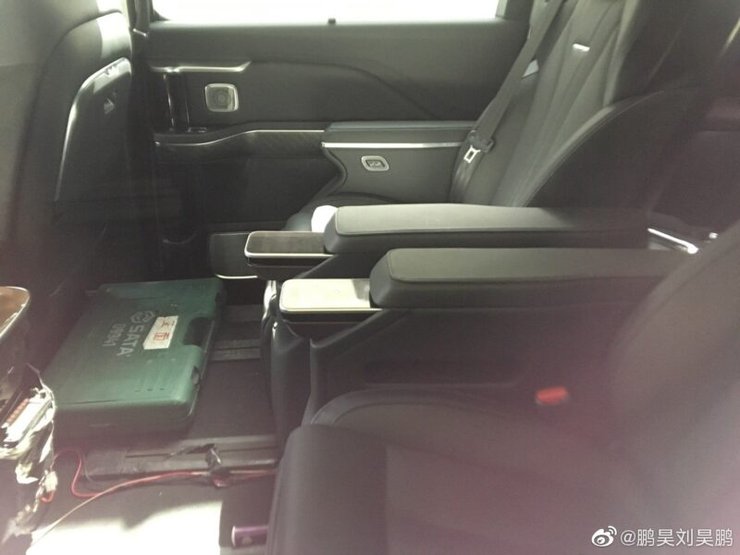 Hongqi Q8, новый Hongqi Q8, роскошный минивэн, китайский минивэн