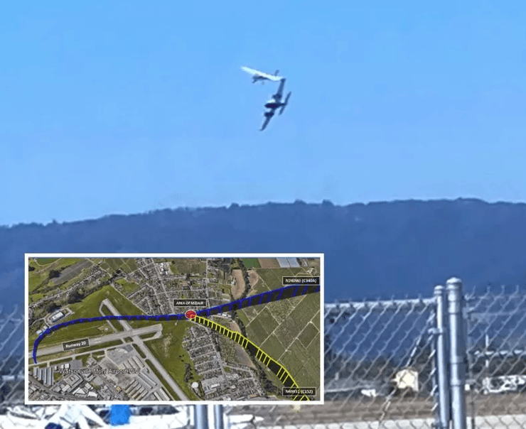 Столкновение самолетов в воздухе., авария в воздухе, упал самолет,