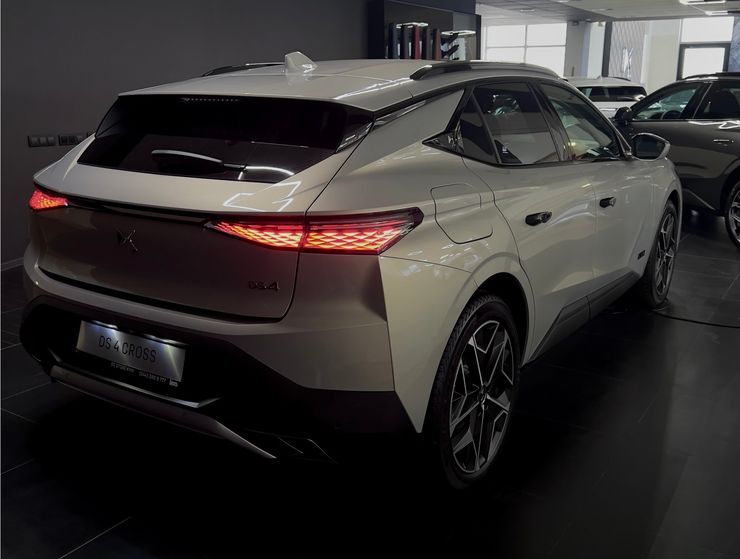новый DS 4, DS 4, DS 4 2023, кроссовер DS 4, купе-кроссовер DS 4
