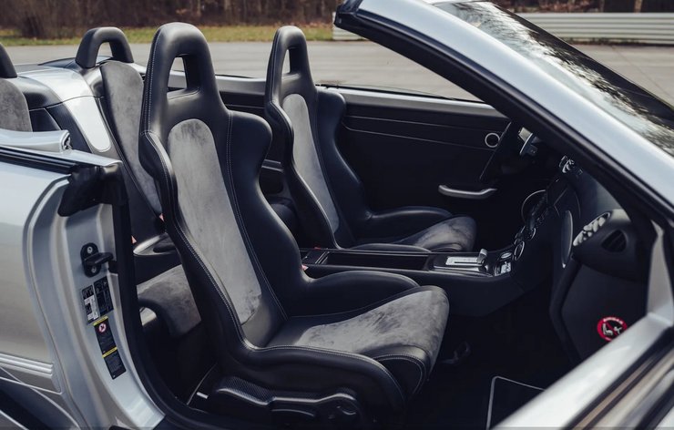 салон Mercedes CLK DTM