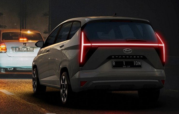 Новый Hyundai Stargazer, Hyundai Stargazer, Hyundai Stargazer 2023, минивэн Hyundai Stargazer